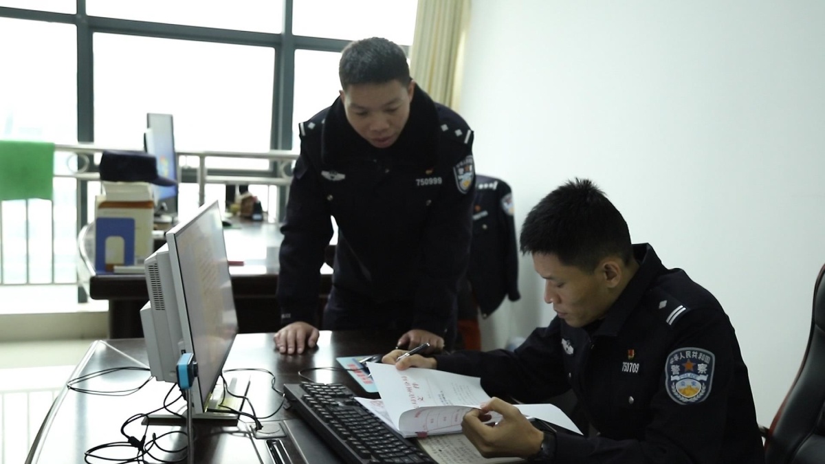 ���Σ����조�⵶�� �ư�����
